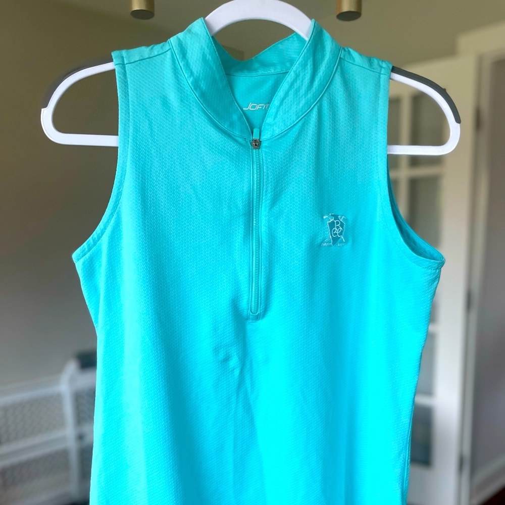 JoFit Women’s Sleeveless Golf Polo with Zippered Front. Large